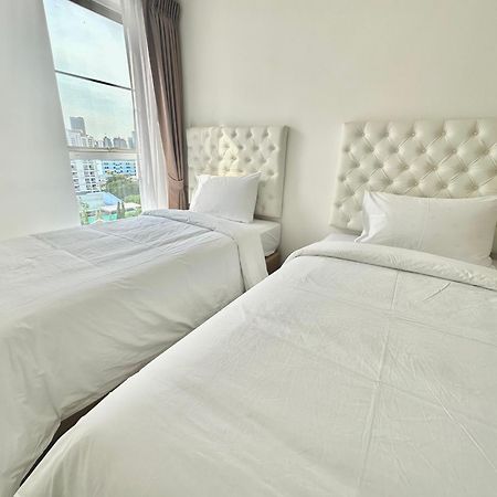 Town Sukhumvit 71 Apartment Bangkok Exterior photo