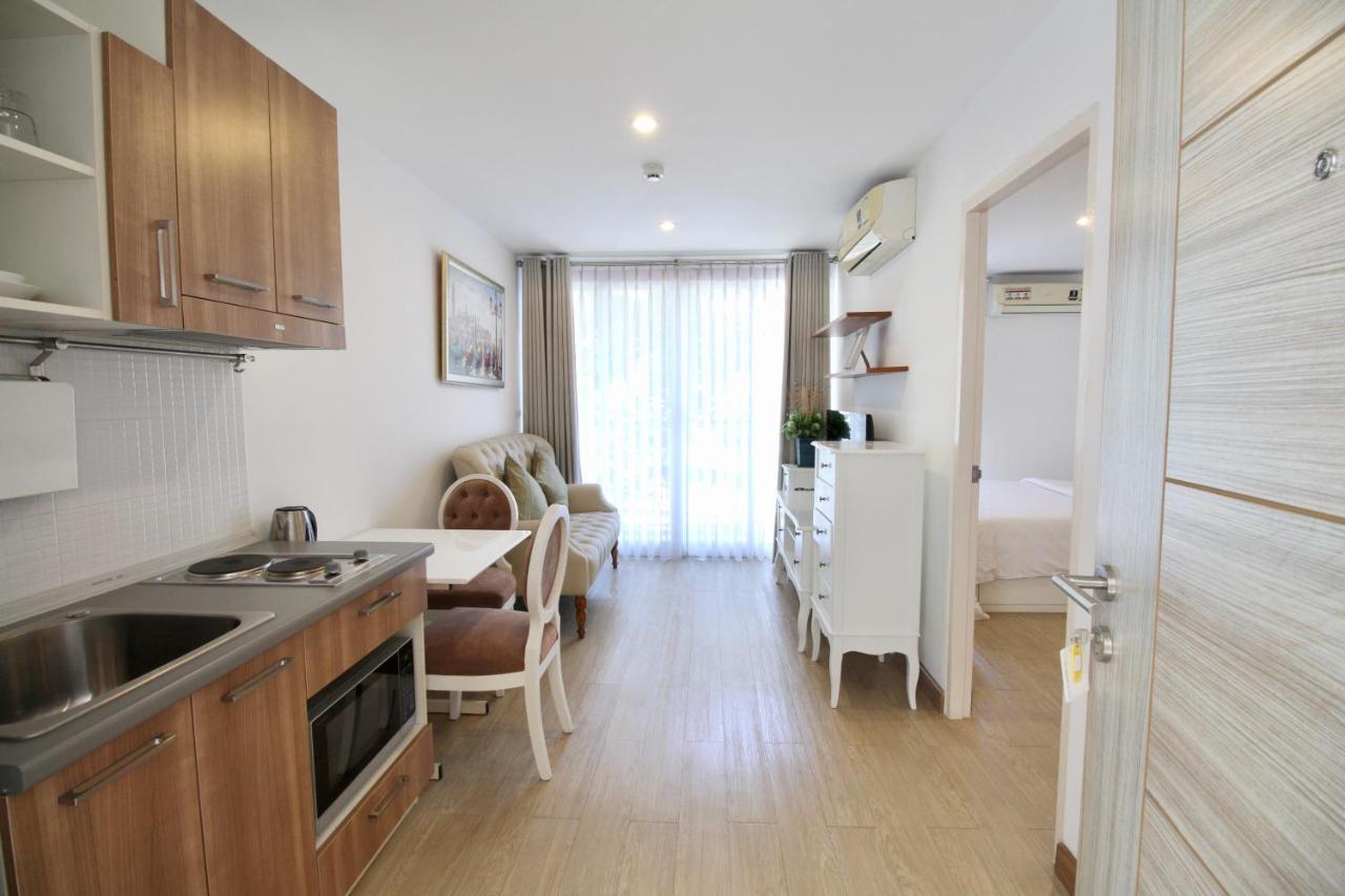 Town Sukhumvit 71 Apartment Bangkok Exterior photo