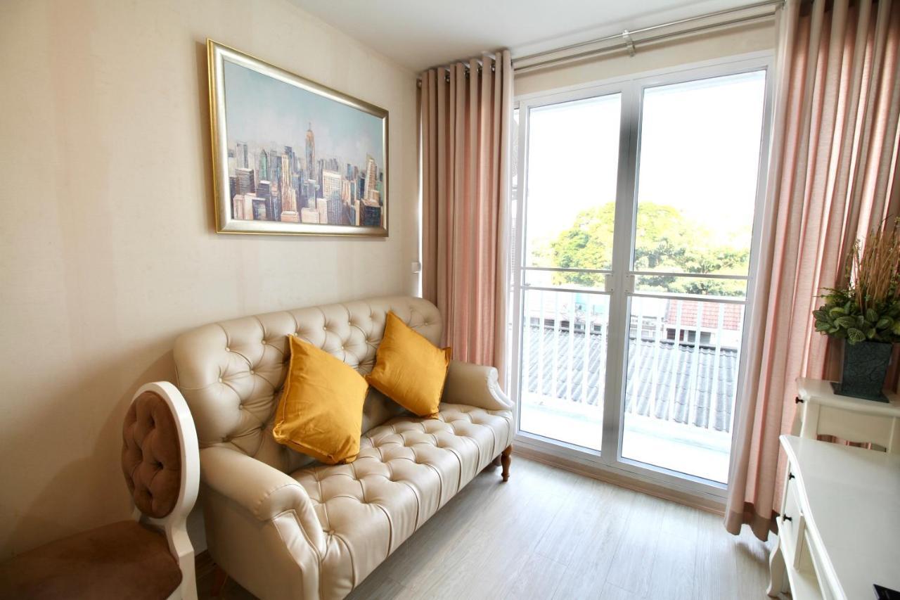 Town Sukhumvit 71 Apartment Bangkok Exterior photo