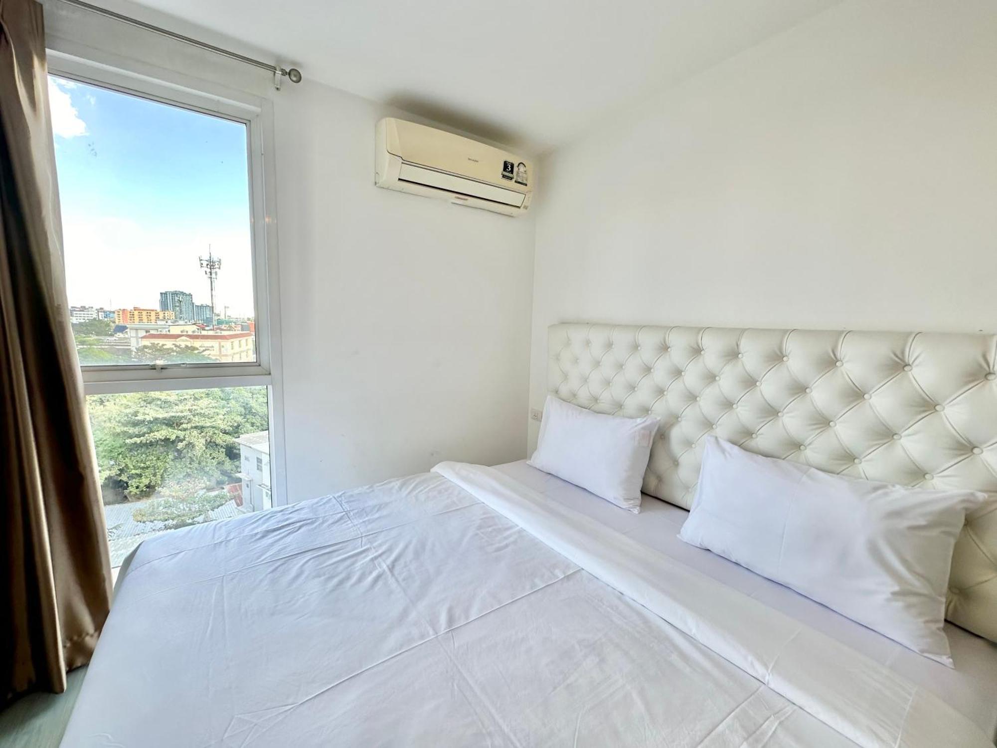 Town Sukhumvit 71 Apartment Bangkok Exterior photo