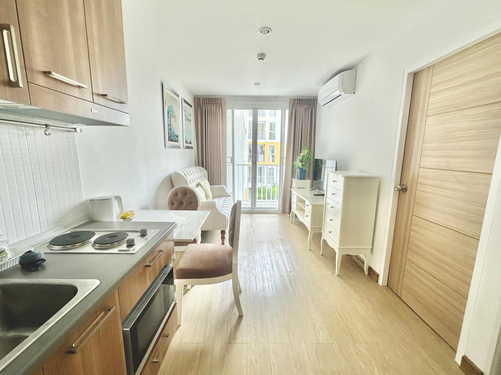 Town Sukhumvit 71 Apartment Bangkok Exterior photo